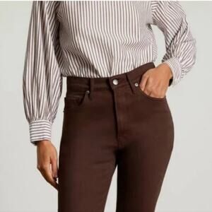 Everlane The Original Cheeky Jean Crop in Clove